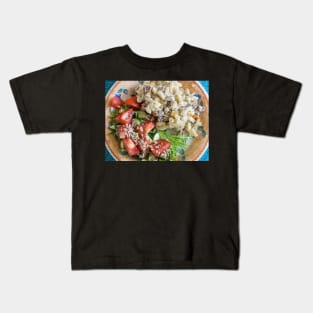 Casserole with salad Kids T-Shirt